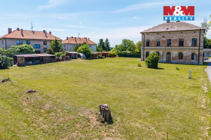 Prodej pozemku pro bydlení, Dvory - Veleliby, 618 m2