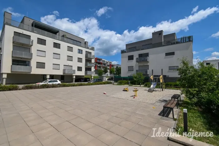 Pronájem bytu 3+kk, Brno, Kumpoštova, 84 m2