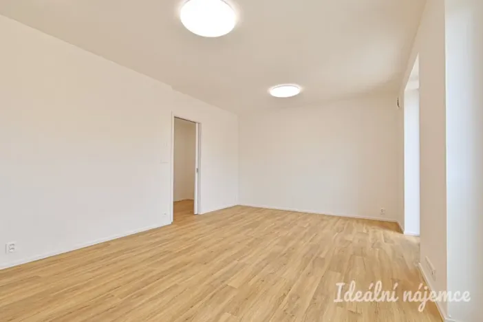 Pronájem bytu 1+kk, Brno, U zoologické zahrady, 37 m2