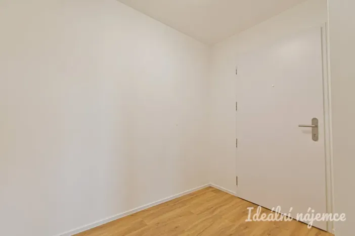 Pronájem bytu 1+kk, Brno, U zoologické zahrady, 37 m2