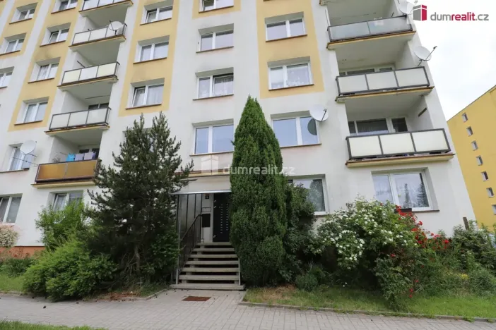 Pronájem bytu 1+1, Mariánské Lázně - Úšovice, Hroznatova, 38 m2