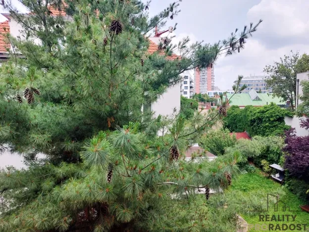 Prodej bytu 3+kk, Praha, Krátká, 60 m2
