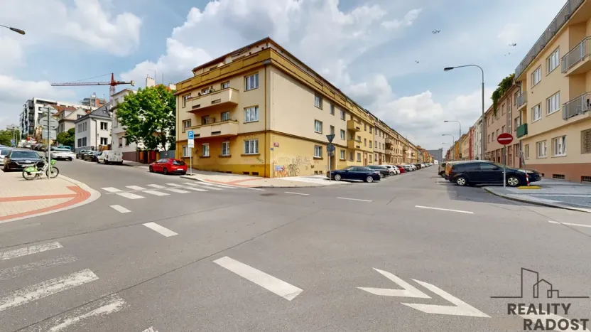 Prodej bytu 3+kk, Praha, Krátká, 60 m2