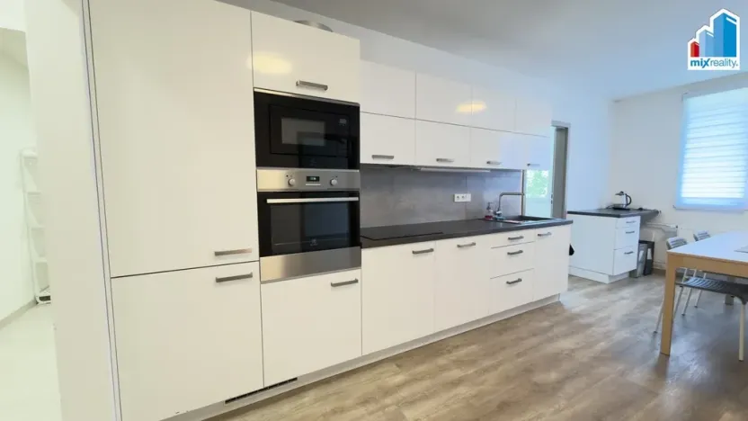 Pronájem bytu 4+kk, Plzeň, Sokolovská, 75 m2