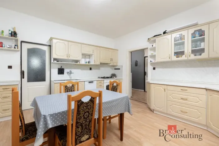 Prodej rodinného domu, Opava - Suché Lazce, Přerovecká, 358 m2