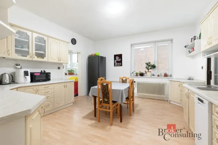 Prodej rodinného domu, Opava - Suché Lazce, Přerovecká, 358 m2