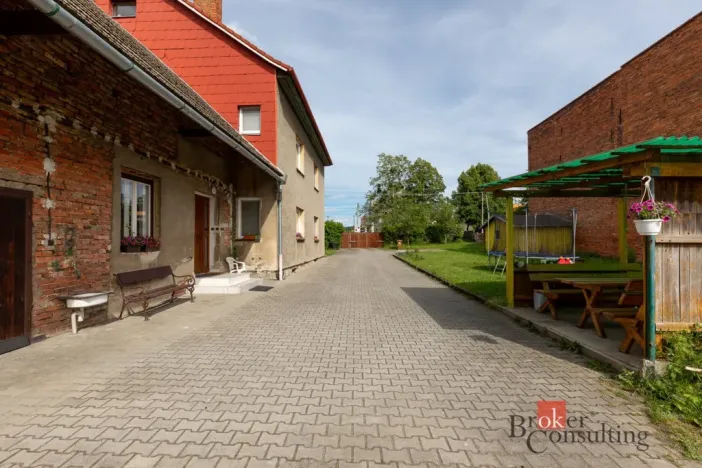 Prodej rodinného domu, Opava - Suché Lazce, Přerovecká, 358 m2