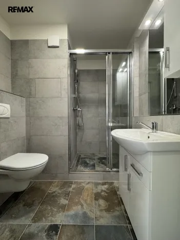 Pronájem bytu 1+1, Olomouc - Neředín, Politických vězňů, 33 m2
