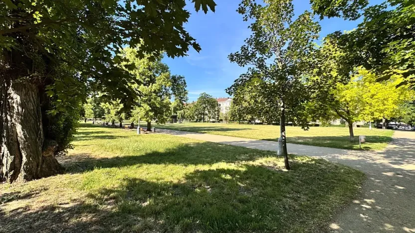 Pronájem bytu 3+1, Brno, náměstí 28. října, 108 m2