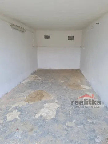 Pronájem garáže, Opava - Předměstí, Vojanova, 22 m2