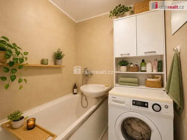 Pronájem bytu 3+1, Ústí nad Labem - Severní Terasa, Svojsíkova, 65 m2