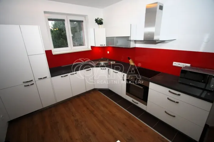 Pronájem bytu 2+1, Praha - Čakovice, U Párníků, 63 m2