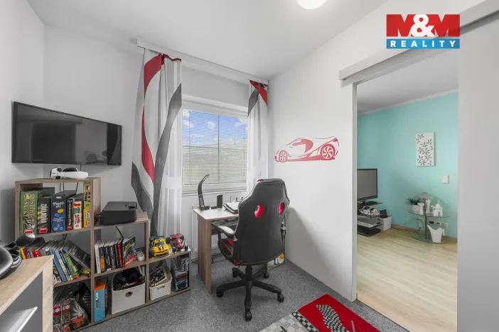 Prodej bytu 2+1, Chlumec, Stradovská, 51 m2