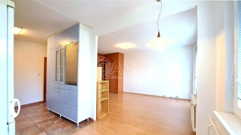 Pronájem bytu 3+1, Praha - Kobylisy, Pohnertova, 70 m2