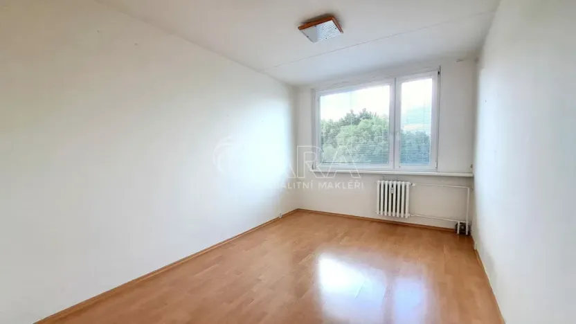 Pronájem bytu 3+1, Praha - Kobylisy, Pohnertova, 70 m2