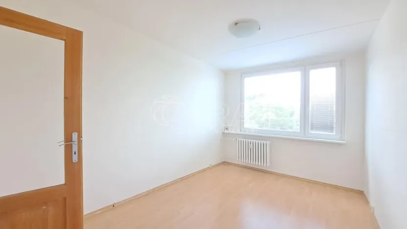 Pronájem bytu 3+1, Praha - Kobylisy, Pohnertova, 70 m2