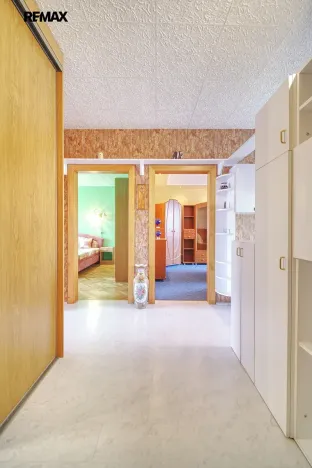 Prodej bytu 3+1, Horní Slavkov, U Lesoparku, 77 m2