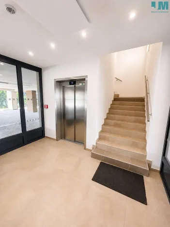 Pronájem bytu 3+kk, Třebíč, Družstevní, 86 m2