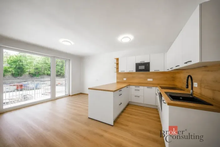 Pronájem bytu 1+kk, Jablonec nad Nisou - Rýnovice, Jezdecká, 35 m2