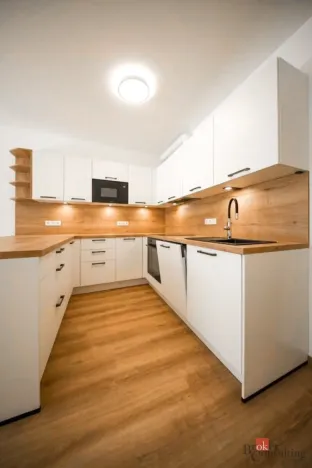 Pronájem bytu 1+kk, Jablonec nad Nisou - Rýnovice, Jezdecká, 35 m2