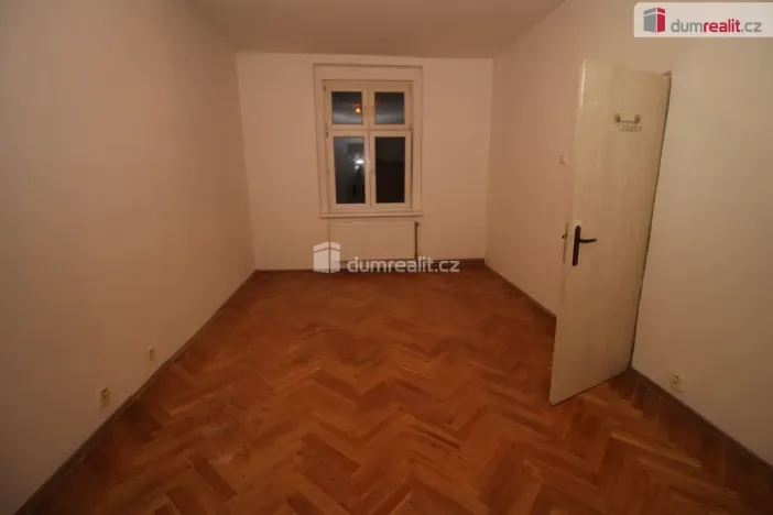 Pronájem bytu 2+1, Karlovy Vary - Rybáře, Lad. Koubka, 60 m2