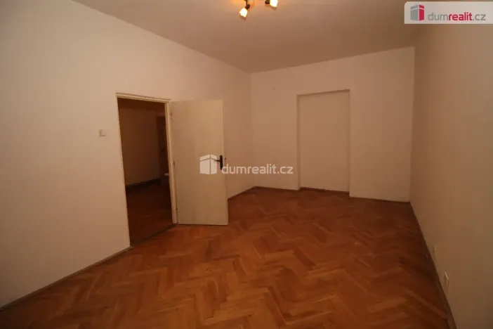 Pronájem bytu 2+1, Karlovy Vary - Rybáře, Lad. Koubka, 60 m2
