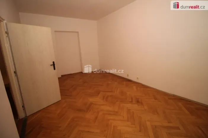 Pronájem bytu 2+1, Karlovy Vary - Rybáře, Lad. Koubka, 60 m2