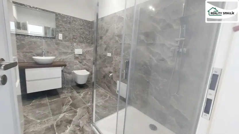 Pronájem bytu 3+kk, Cheb, Břehnická, 90 m2