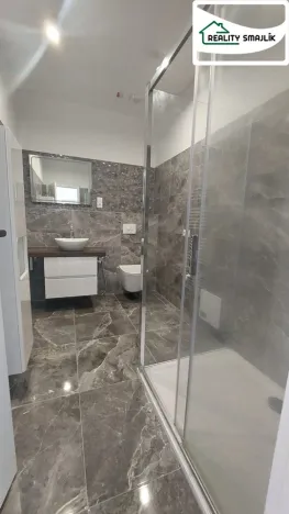Pronájem bytu 3+kk, Cheb, Břehnická, 90 m2