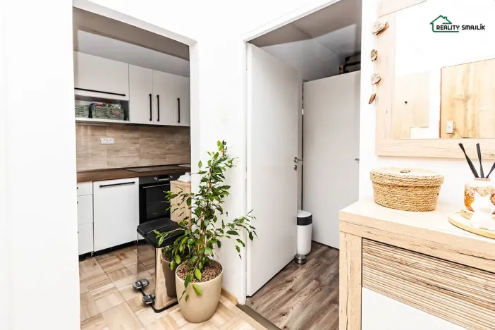 Pronájem bytu 2+1, Cheb, Obětí nacismu, 57 m2