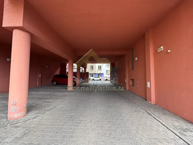 Pronájem bytu 2+kk, Plzeň, Plzenecká, 42 m2