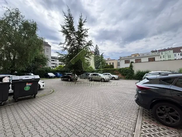Pronájem bytu 2+kk, Plzeň, Plzenecká, 42 m2