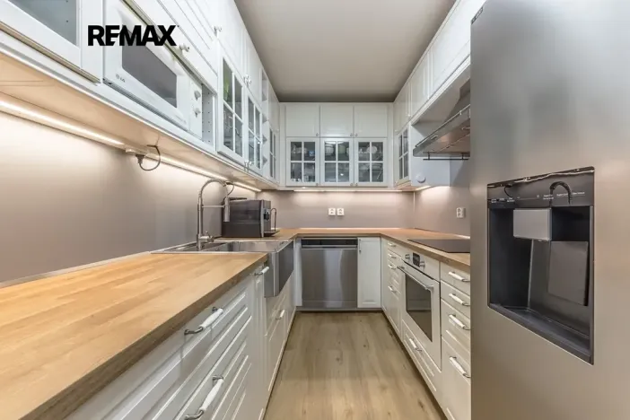 Prodej bytu 2+kk, Praha - Modřany, K Vystrkovu, 62 m2