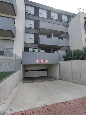 Pronájem bytu 1+kk, Praha - Dolní Chabry, Ústecká, 34 m2