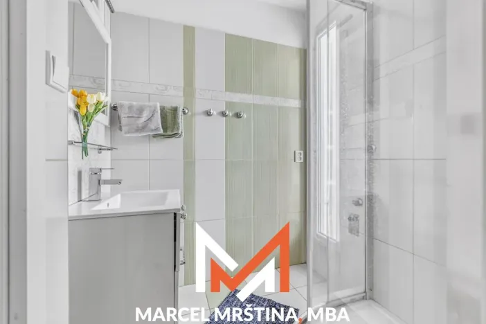 Prodej bytu 1+kk, Náchod, Pražská, 27 m2