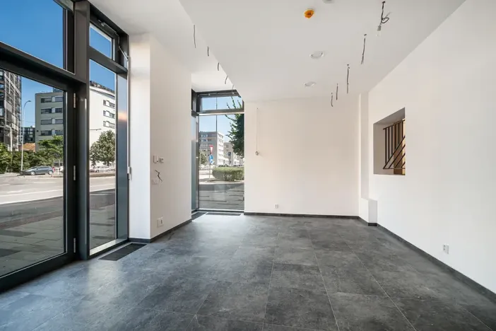 Pronájem restaurace, Praha - Žižkov, Olšanská, 352 m2