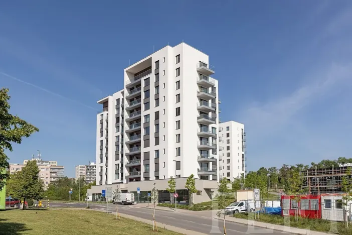 Pronájem bytu 2+kk, Praha - Hrdlořezy, V třešňovce, 53 m2