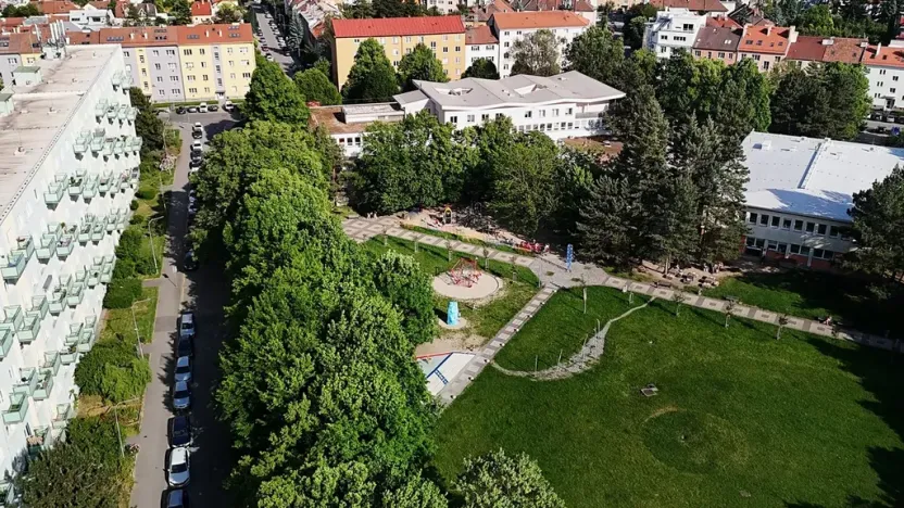 Prodej bytu 3+1, Brno, náměstí SNP, 75 m2