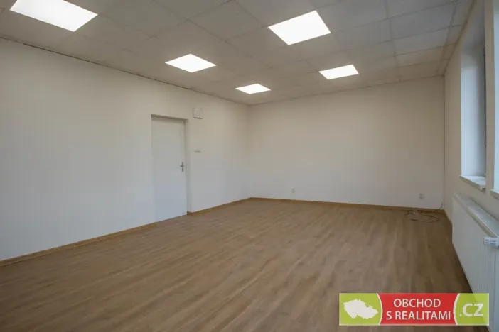 Pronájem kanceláře, Říčany, 17. listopadu, 24 m2