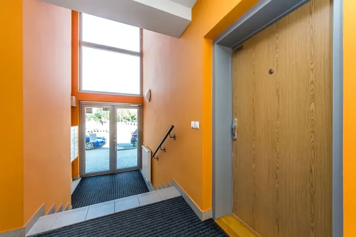 Pronájem bytu 2+kk, Praha - Holešovice, Varhulíkové, 53 m2