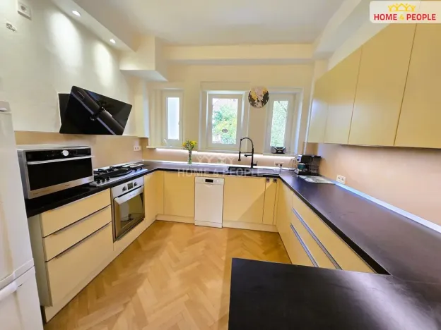 Prodej bytu 3+1, Praha - Žižkov, Hartigova, 89 m2
