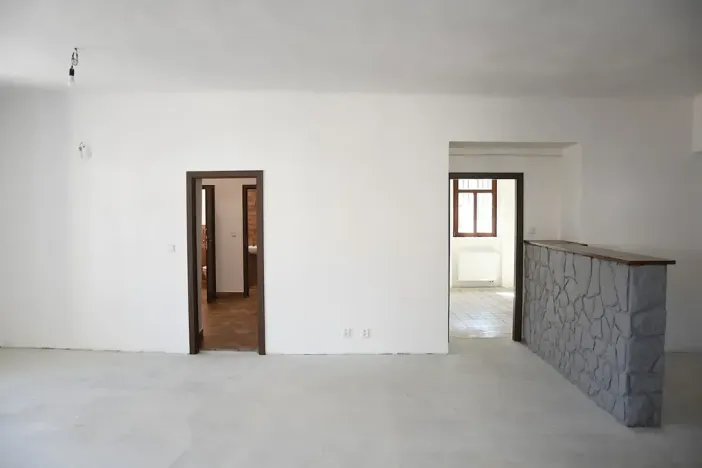 Pronájem restaurace, Praha - Ruzyně, Kralupská, 200 m2