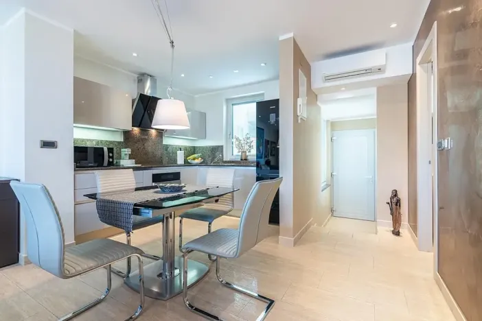 Prodej bytu 4+kk, Vrbnik, Chorvatsko, 106 m2