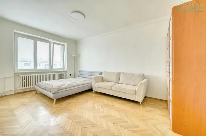 Prodej bytu 2+1, Plzeň, Částkova, 56 m2