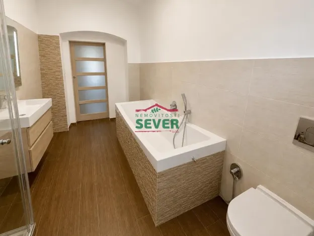 Prodej rodinného domu, Libčeves - Sinutec, 320 m2