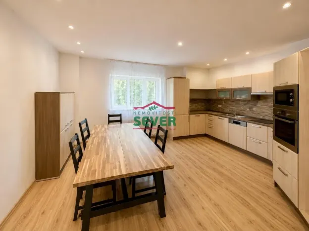 Prodej rodinného domu, Libčeves - Sinutec, 320 m2
