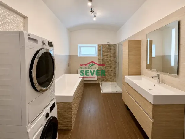 Prodej rodinného domu, Libčeves - Sinutec, 320 m2