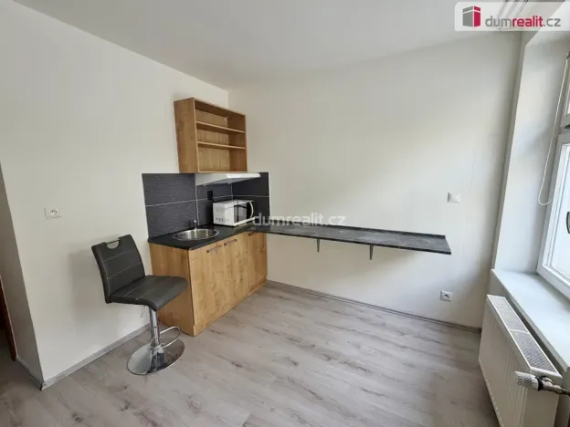 Prodej ubytování, Praha - Vršovice, Donská, 85 m2