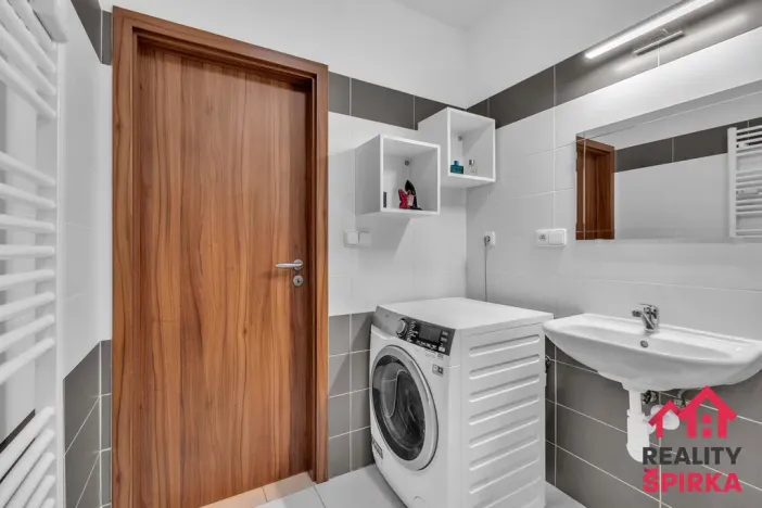 Prodej bytu 2+kk, Ústí nad Orlicí, Písečník, 53 m2