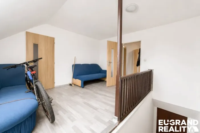 Prodej ubytování, Šluknov, nám. Míru, 330 m2